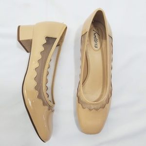 Trotters Lark Patent Leather Mesh Scalloped Heels